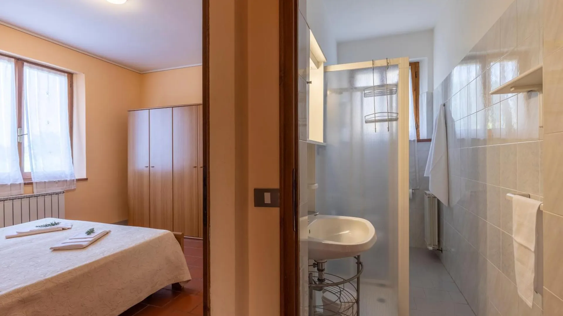 Farm stay Agriturismo Metina Acquaviva  Italy